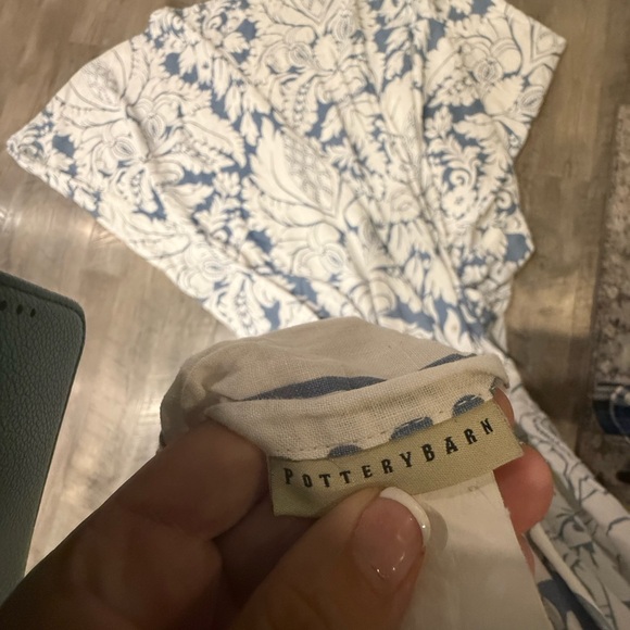 3 Pottery Barn Blue and Cream Floral standard shams - Picture 5 of 7